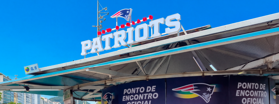 New England Patriots chega à orla carioca com quiosque temático